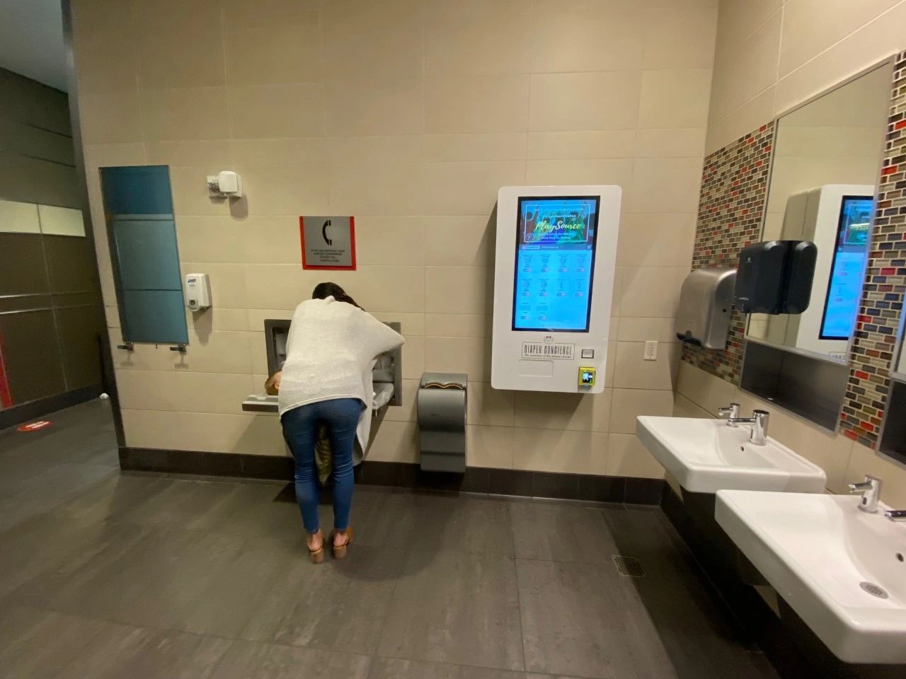 Diaper Concierge Diaper, Vending Machine